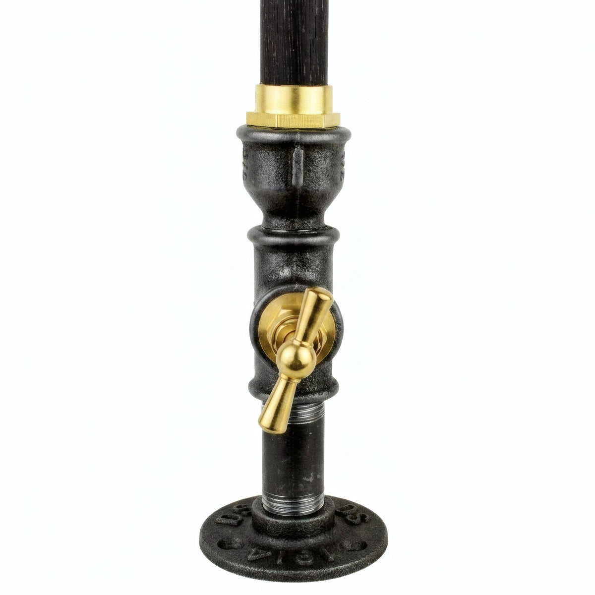 Świecznik Steampunk kran - zdjęcie produktu na białym tle 6