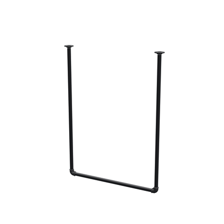 Wieszak na ubrania podwieszany do sufitu z rur stalowych malowanych na czarny mat Ø 27 mm — szerokość 76 cm, wysokość pod sufitem 102 cm, widok trzy czwarte na białym tle