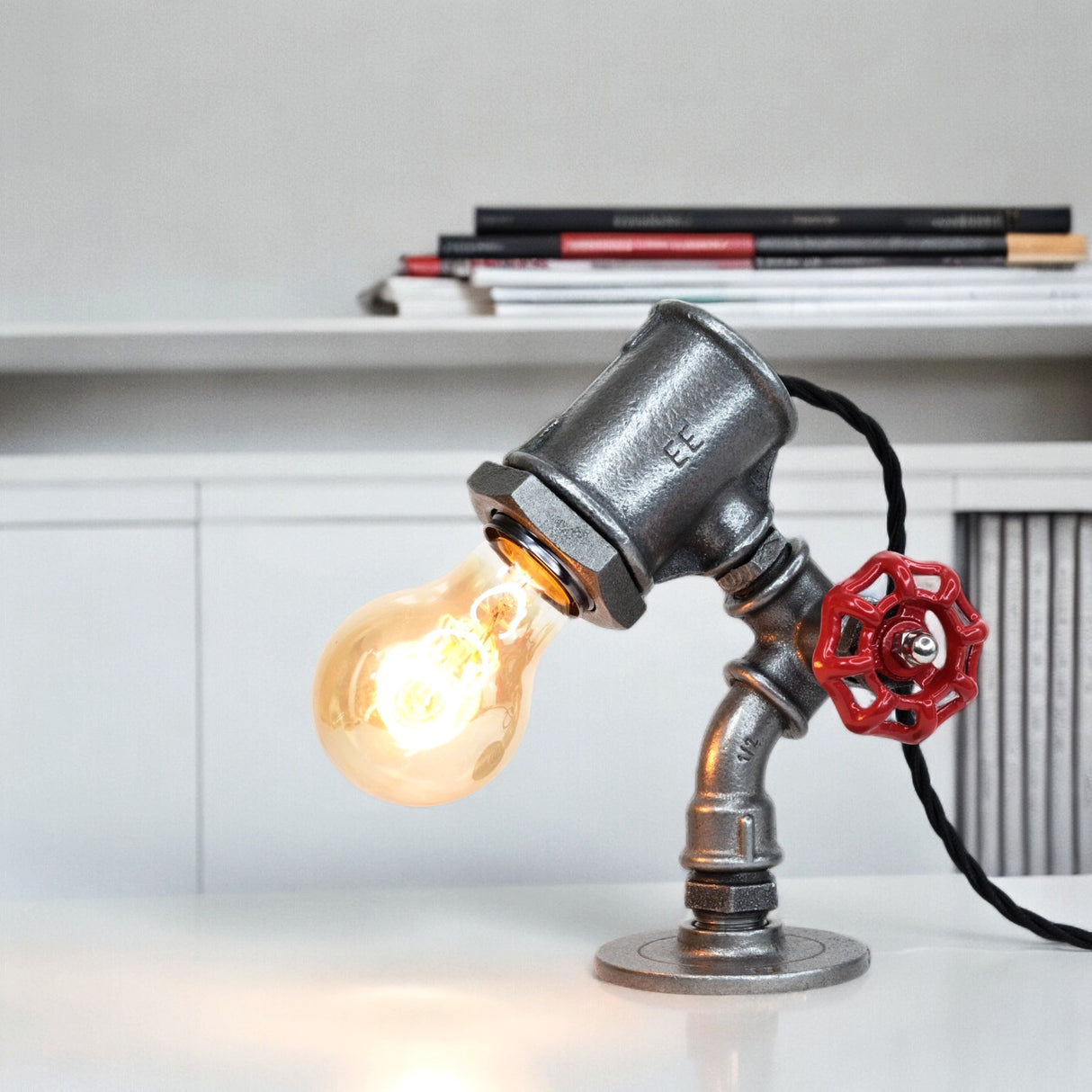 Lampe "Pix" - lampe de bureau Pix en plomberie