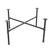 Podstawa stolika kawowego z żeliwa w stylu industrialnym, nogi krzyżowe, 88 × 88 cm, wysokość 42 cm, ujęcie trzy czwarte